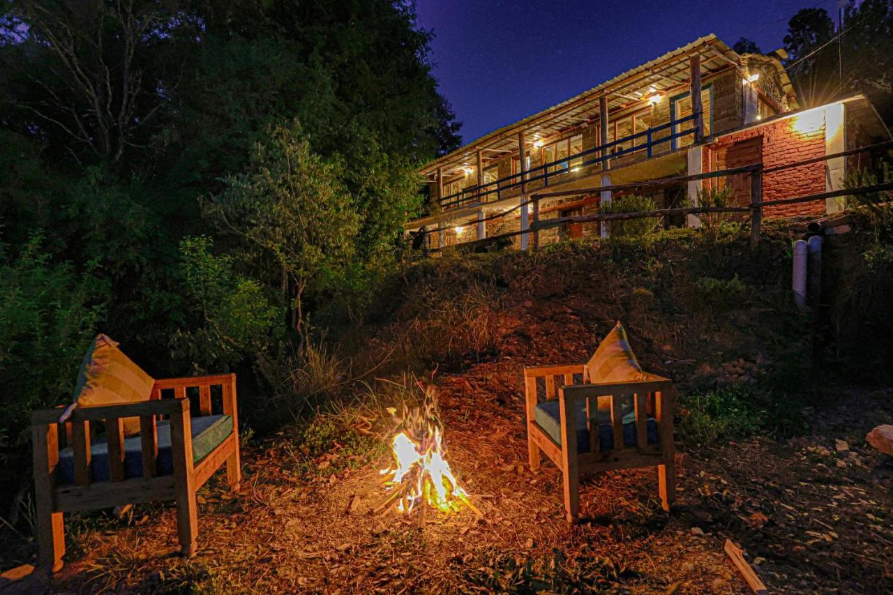 Saffronstays El Sueno, Mukteshwar -Villa Serving Pahadi Meals Luaran gambar